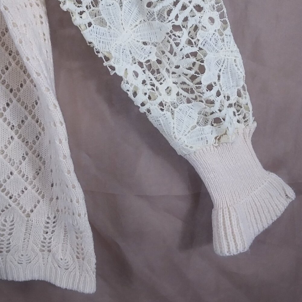 Source Unknown Women's Beautiful Cream Crochet & … - image 3
